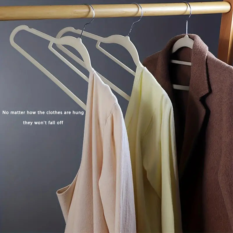 Space-Saving Non-Slip Flocking Hangers for Clothes