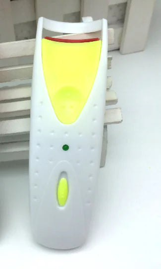 Electric Heated Eyelash Curler for Makeup Styling