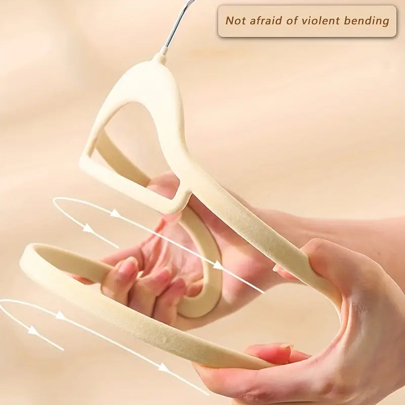 Space-Saving Non-Slip Flocking Hangers for Clothes