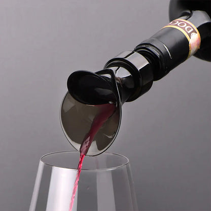 Creative Petal-Shaped Red Wine Fresh-Keeping Pourer