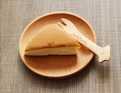 Japanese Wooden Plate for Desserts and Baking Items